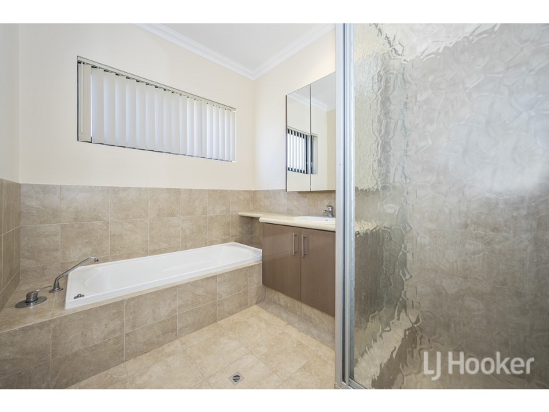 21 Springhill Place, Two Rocks WA 6037