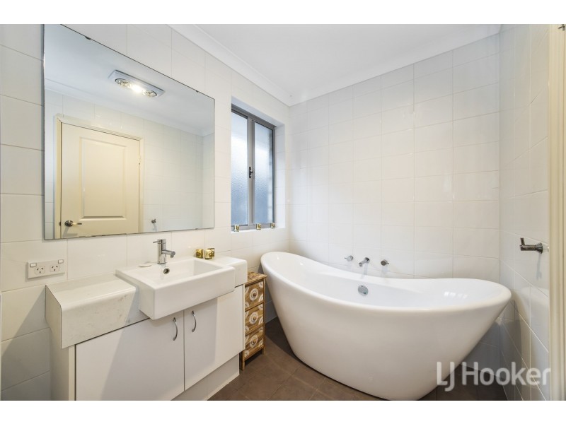 94 Lookout Drive, Yanchep WA 6035