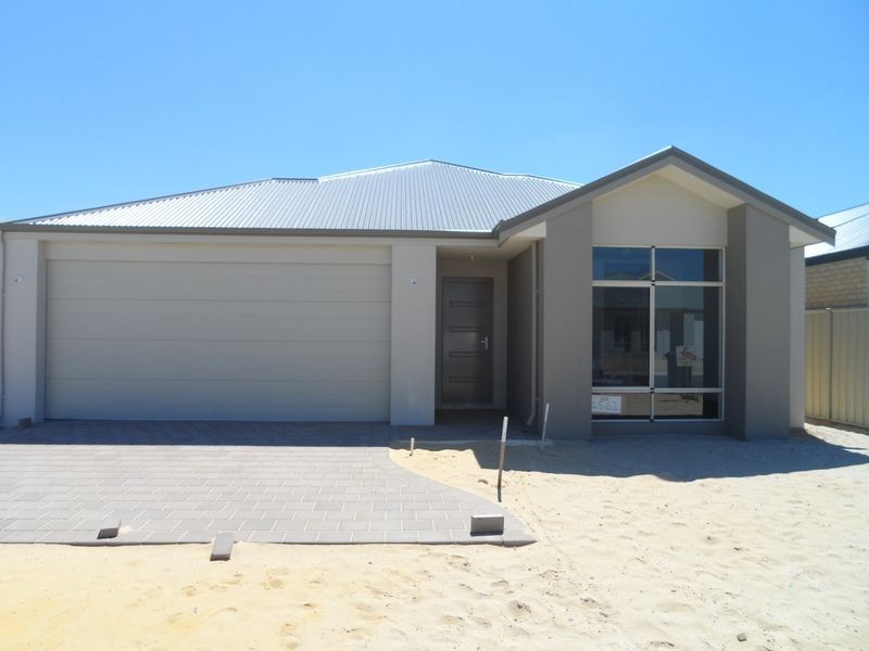 20 Waveski Street, Yanchep WA 6035