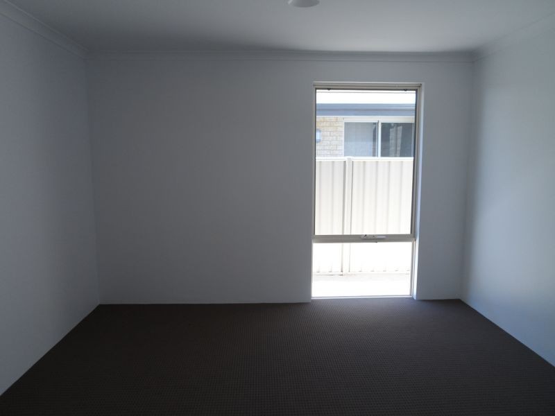 20 Waveski Street, Yanchep WA 6035