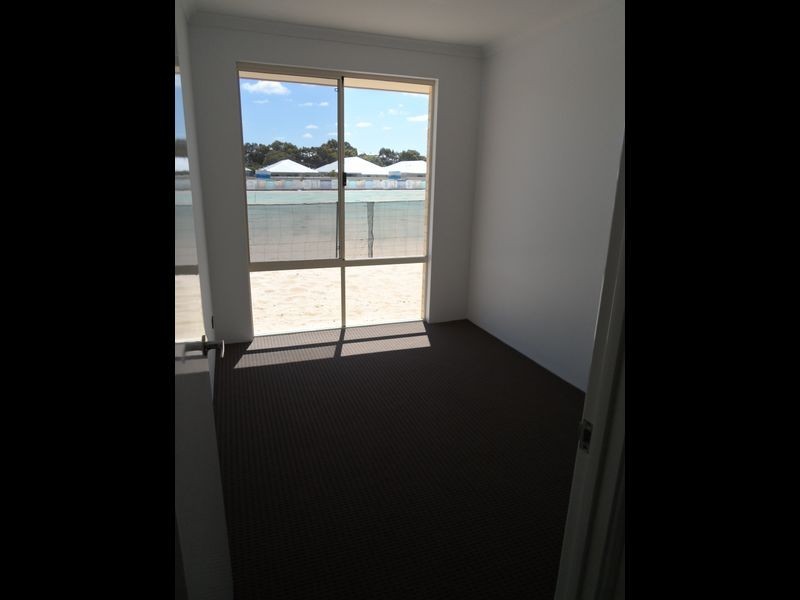 20 Waveski Street, Yanchep WA 6035