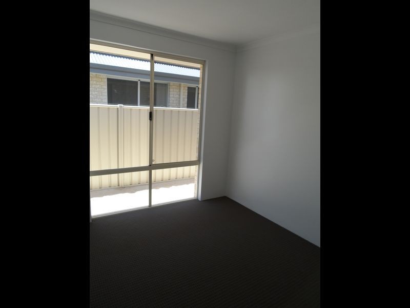 20 Waveski Street, Yanchep WA 6035