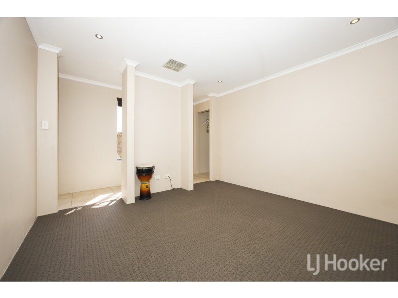 10 Kahana Parkway, Butler WA 6036