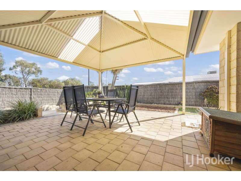 10 Kahana Parkway, Butler WA 6036