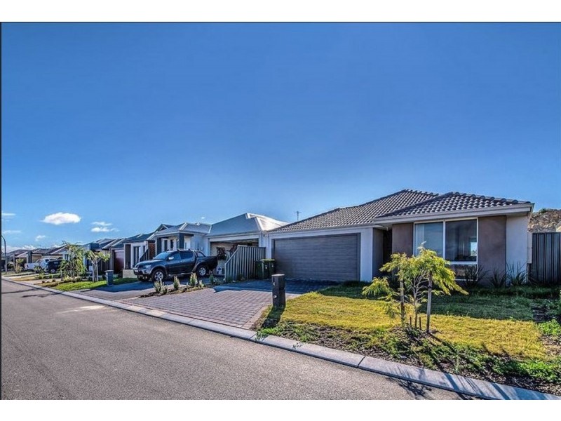 23 Avon Road, Yanchep WA 6035