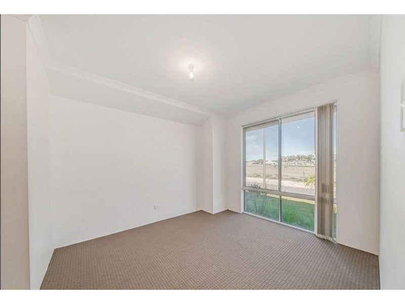 23 Avon Road, Yanchep WA 6035