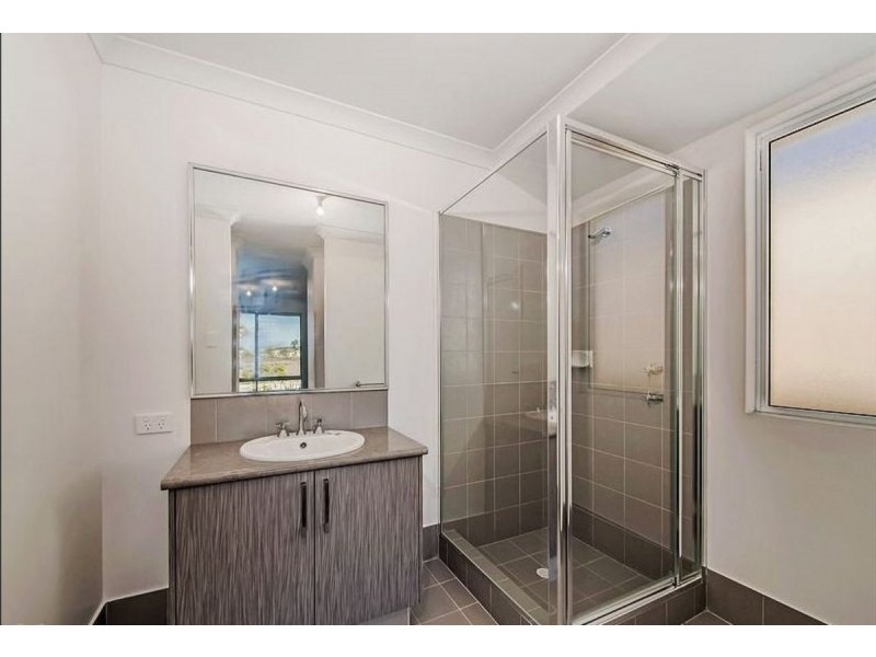 23 Avon Road, Yanchep WA 6035