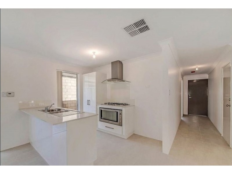 23 Avon Road, Yanchep WA 6035