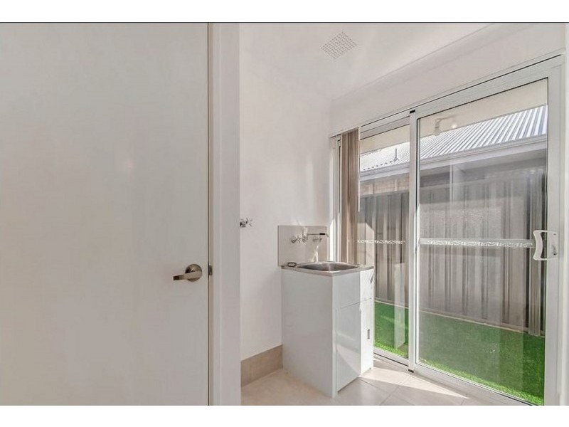 23 Avon Road, Yanchep WA 6035