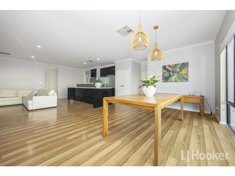 7 Clearview Street, Yanchep WA 6035