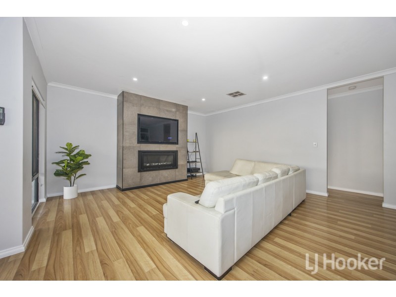 7 Clearview Street, Yanchep WA 6035