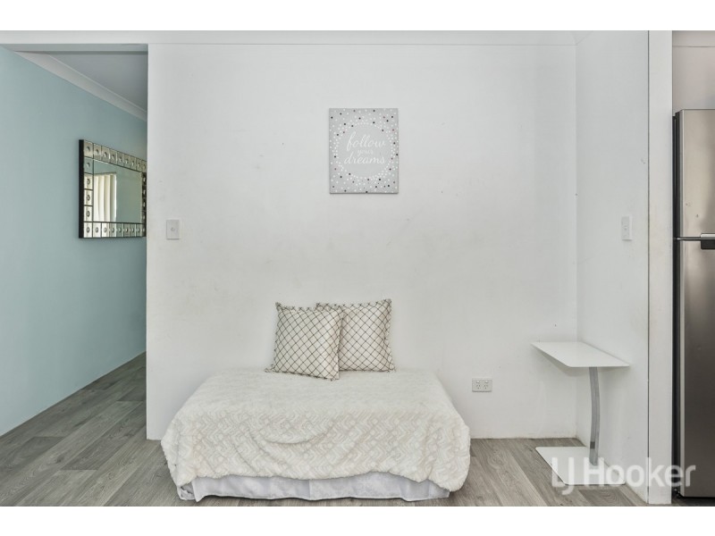 9 Cobbler Way, Two Rocks WA 6037