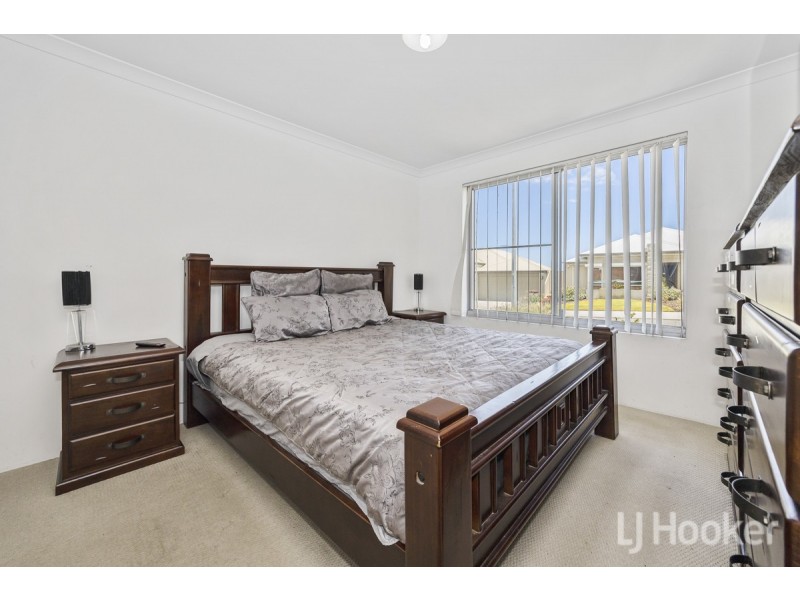 9 Cobbler Way, Two Rocks WA 6037