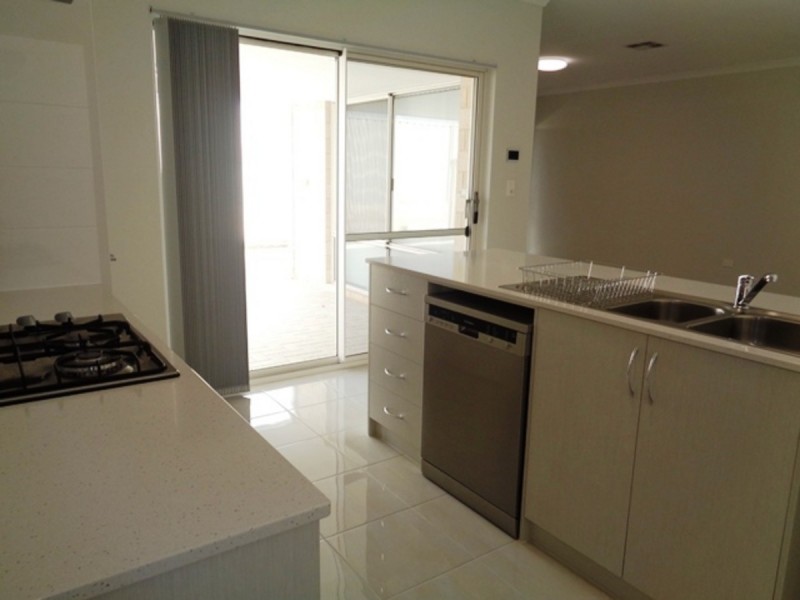 3 Volunteer Loop, Two Rocks WA 6037