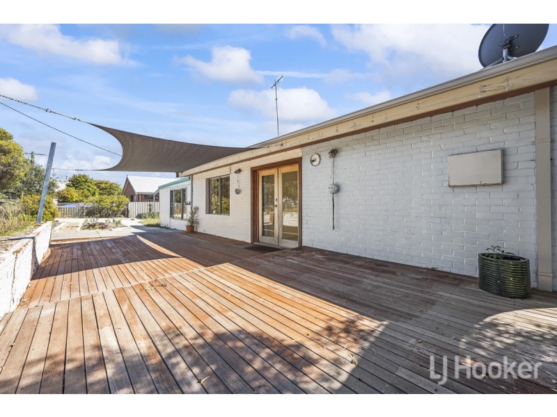 1 Pirra Court, Two Rocks WA 6037