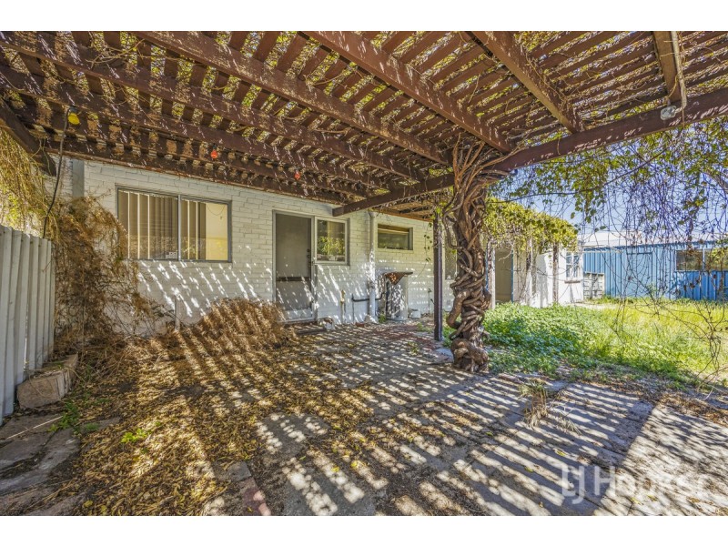 1 Pirra Court, Two Rocks WA 6037