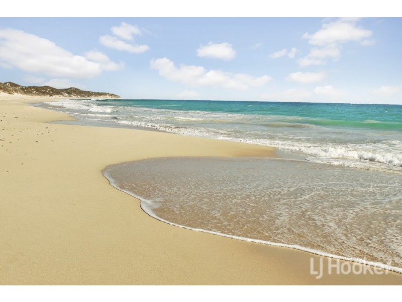 1 Pirra Court, Two Rocks WA 6037