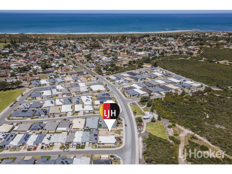 98 Blaxland Avenue, Two Rocks WA 6037