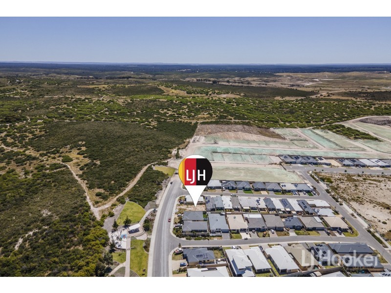 98 Blaxland Avenue, Two Rocks WA 6037