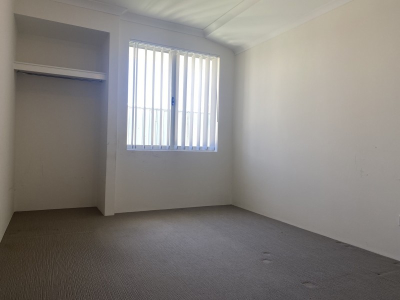 6 Waveski Street, Yanchep WA 6035