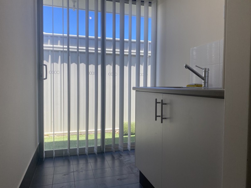 6 Waveski Street, Yanchep WA 6035