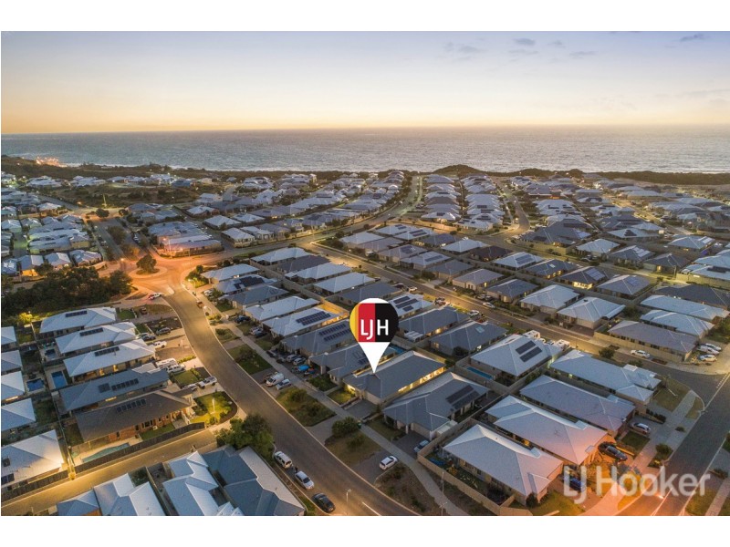 95 Seaside Avenue, Yanchep WA 6035