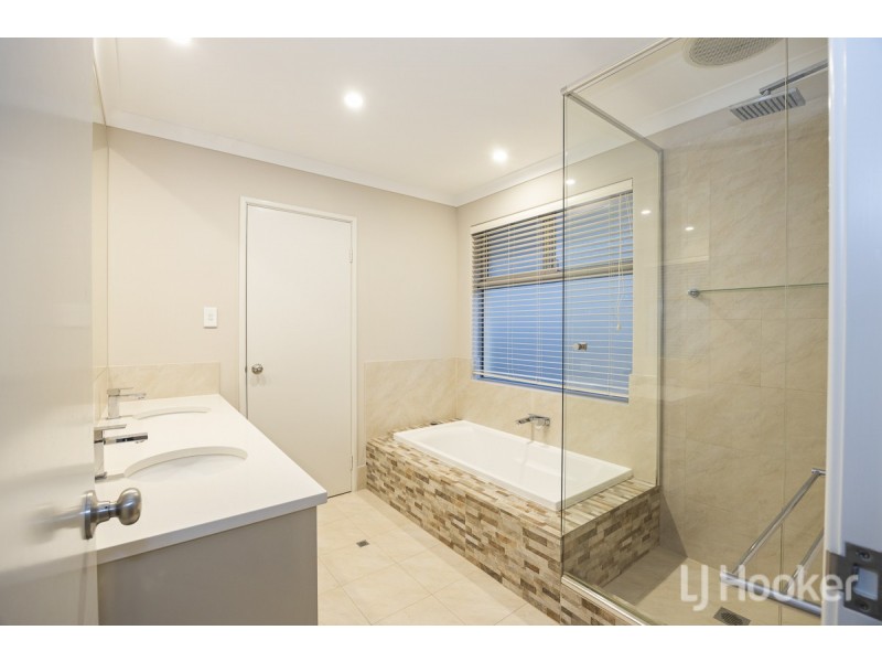 95 Seaside Avenue, Yanchep WA 6035