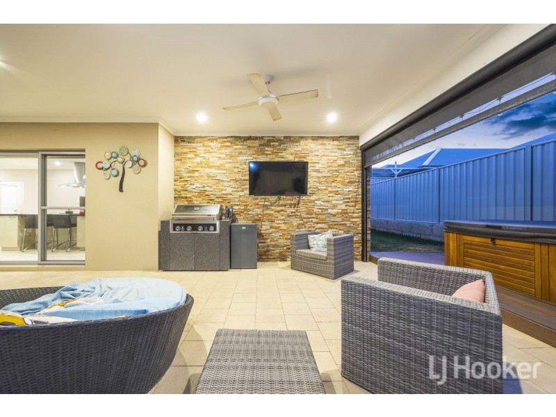 95 Seaside Avenue, Yanchep WA 6035