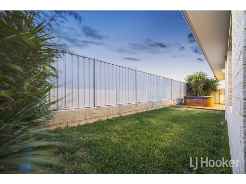 95 Seaside Avenue, Yanchep WA 6035