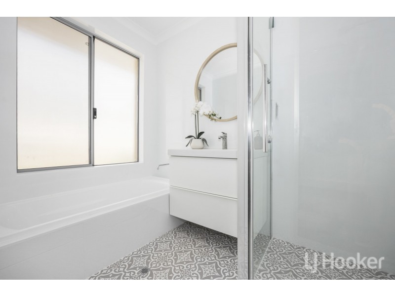 15 Explorer Street, Yanchep WA 6035