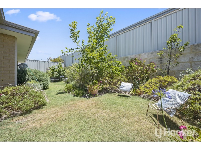 15 Explorer Street, Yanchep WA 6035