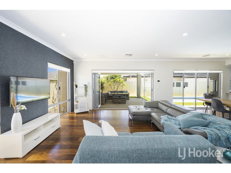 6 Rixons Link, Burns Beach WA 6028