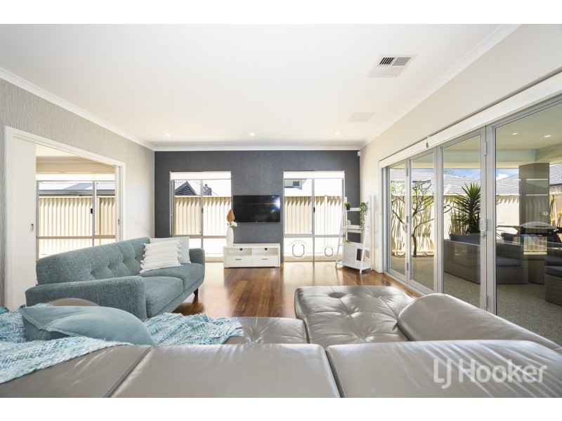 6 Rixons Link, Burns Beach WA 6028