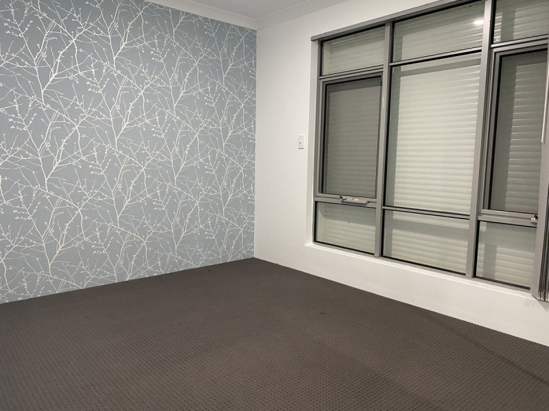 11 Grenadier Street, Two Rocks WA 6037