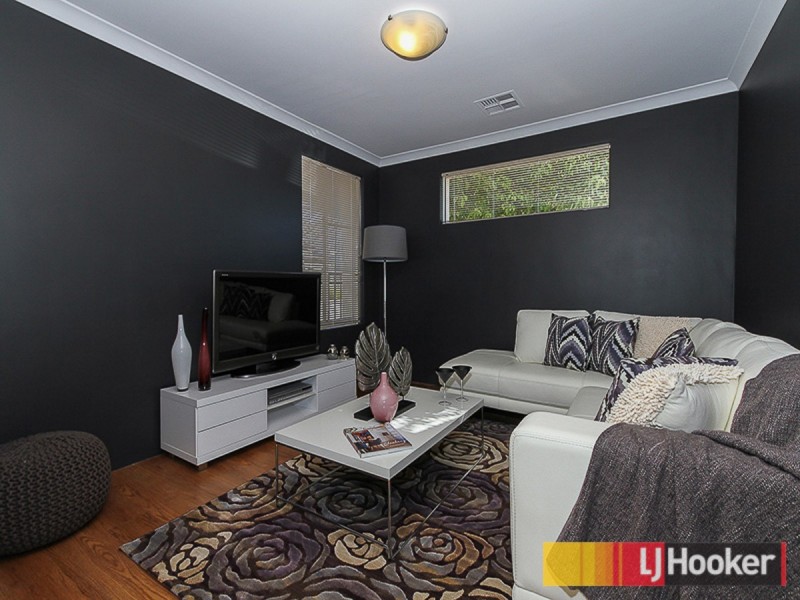 32 Gaudi Way, Clarkson WA 6030