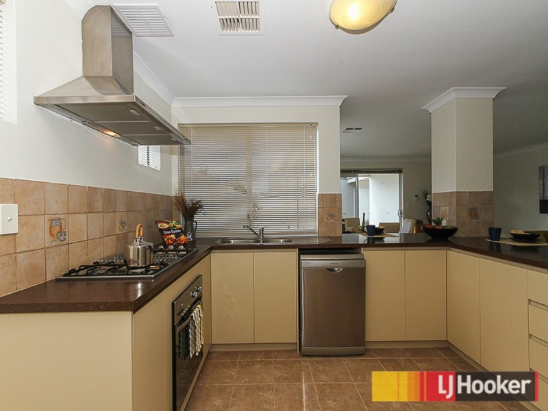 32 Gaudi Way, Clarkson WA 6030