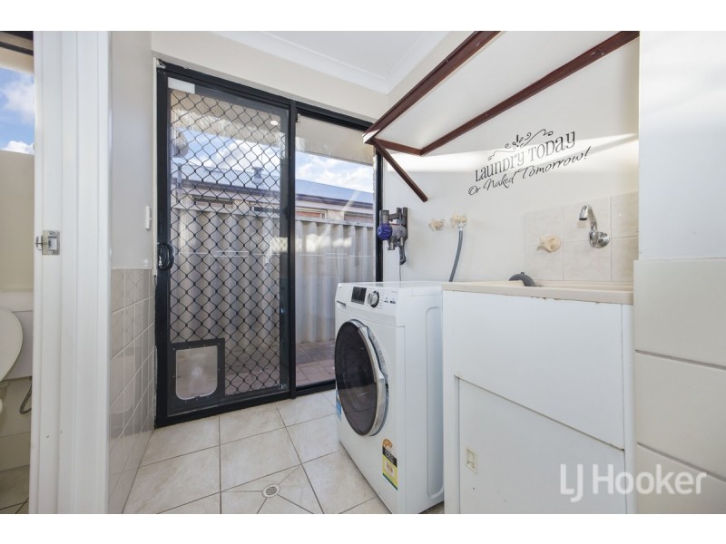 28 Midlothian Crescent, Kinross WA 6028