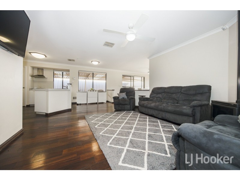 28 Midlothian Crescent, Kinross WA 6028