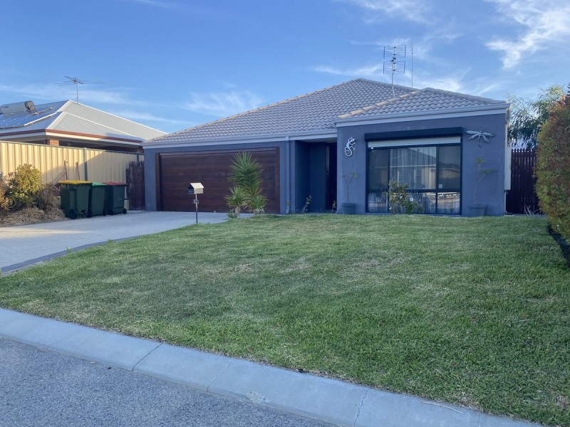 52 Blackwood Meander, Yanchep WA 6035