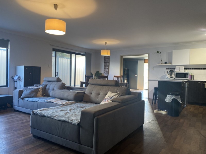 52 Blackwood Meander, Yanchep WA 6035