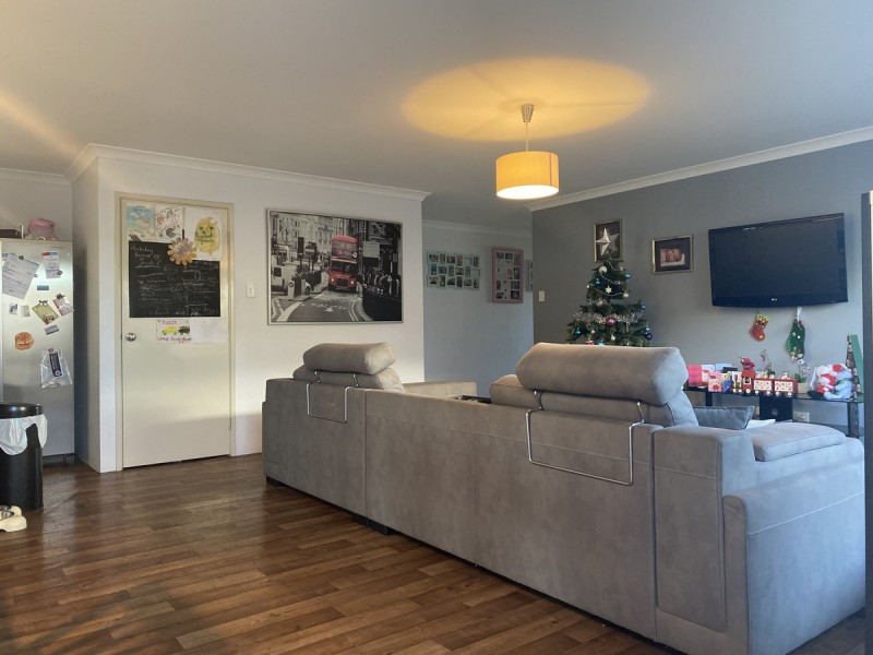 52 Blackwood Meander, Yanchep WA 6035