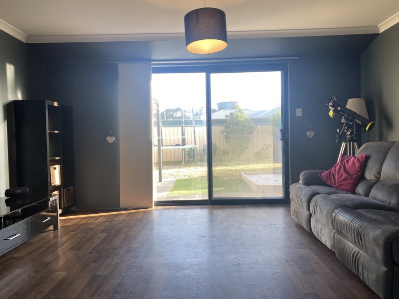 52 Blackwood Meander, Yanchep WA 6035