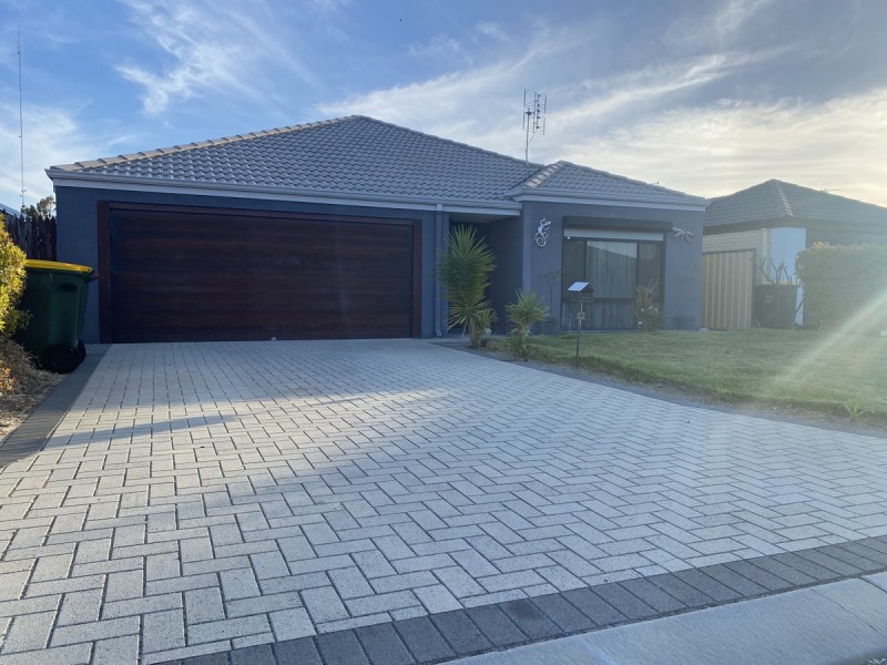 52 Blackwood Meander, Yanchep WA 6035
