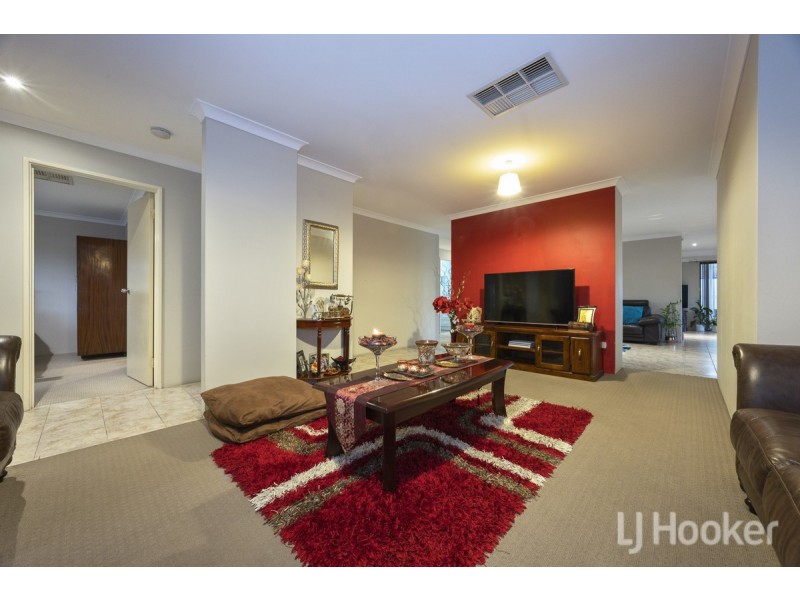 11 Ridglea Link, Clarkson WA 6030