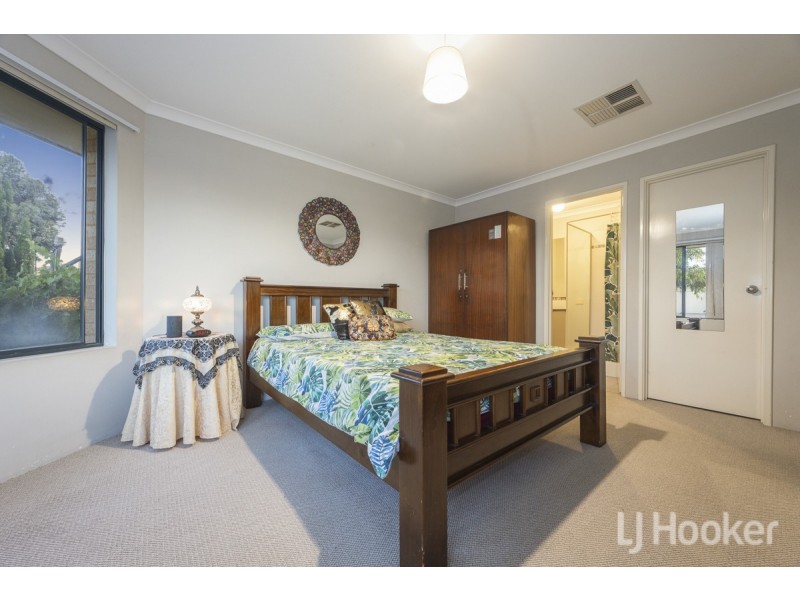 11 Ridglea Link, Clarkson WA 6030