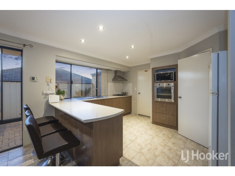 11 Ridglea Link, Clarkson WA 6030