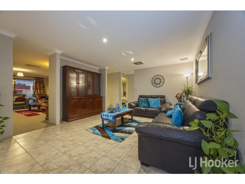 11 Ridglea Link, Clarkson WA 6030