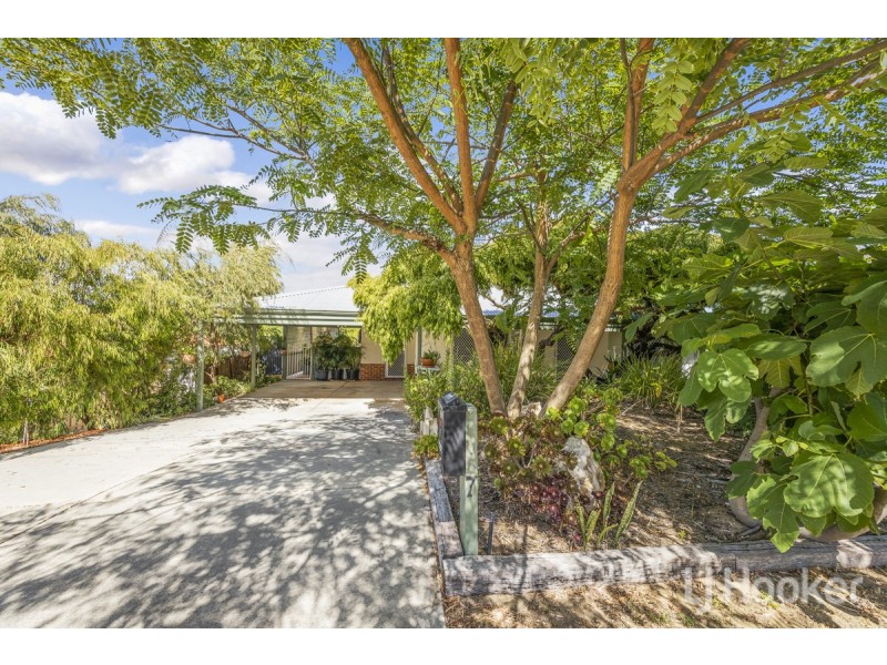 7 Asche Way, Two Rocks WA 6037