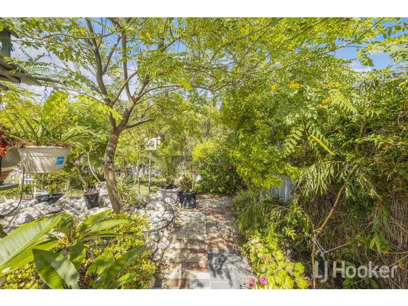 7 Asche Way, Two Rocks WA 6037