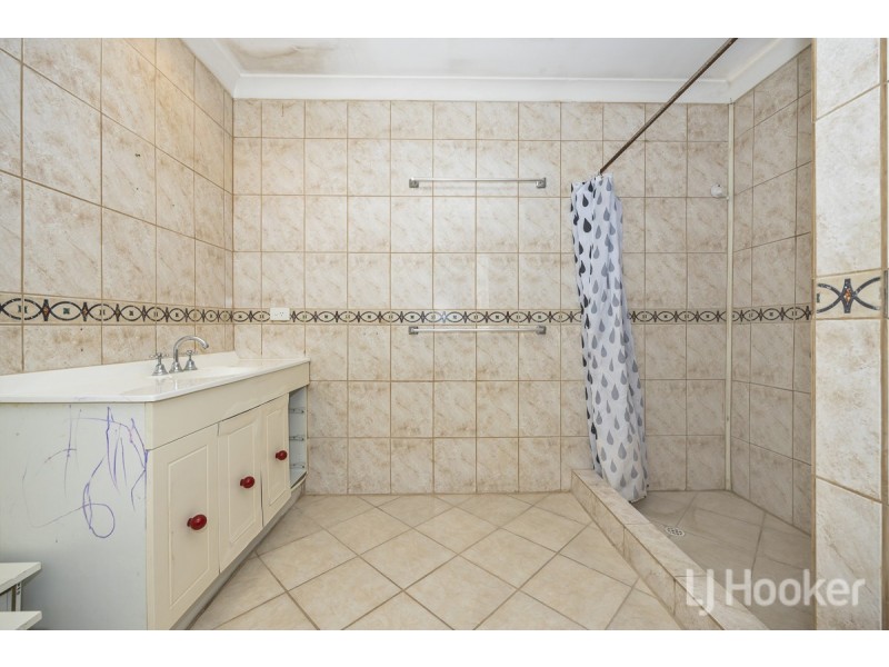64 Lagoon Drive, Yanchep WA 6035
